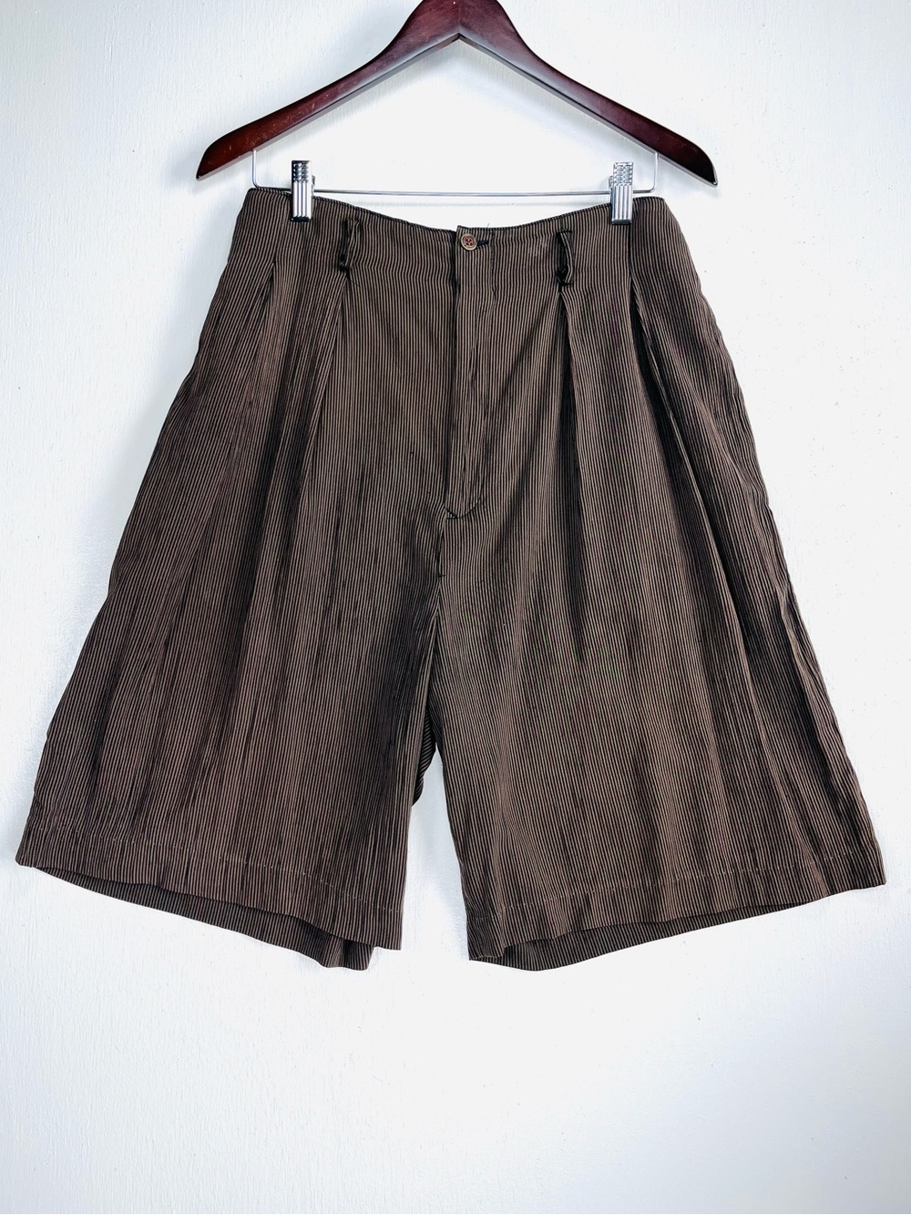 Vintage 80s 90s Brown Striped Pleated Long Trouser Shorts Size 12 Wide Leg